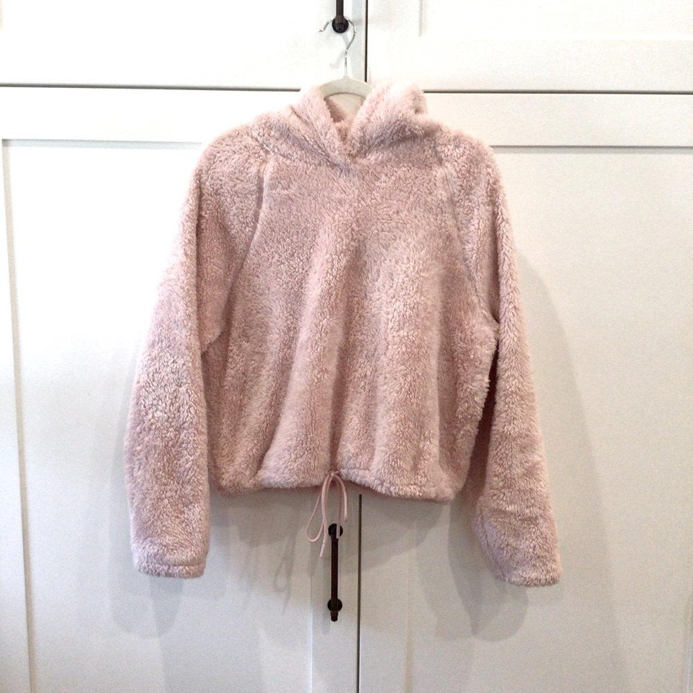 H&M Fuzzy Pullover Hoodie Size M